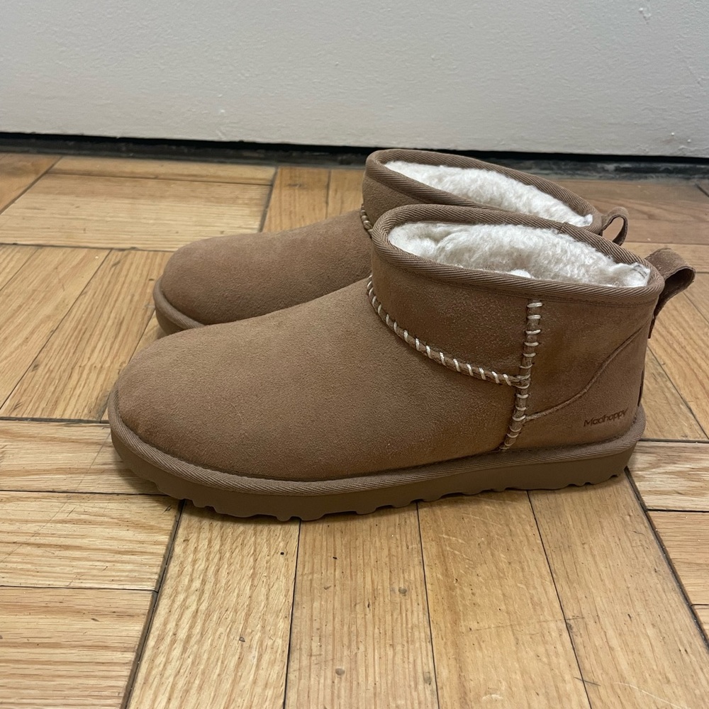 Madhappy x Ugg Ultra Mini - size US 8